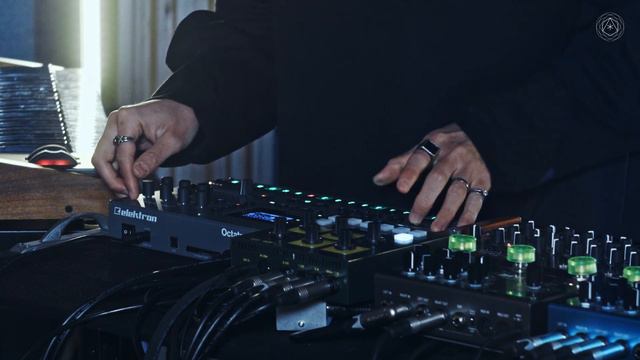 anre*f - axion (Live set) | 8SC смотреть онлайн