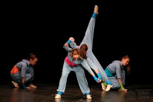 "Хорошее настроение", ансамбль "Школьные годы". "Good mood", ensemble "School Years".