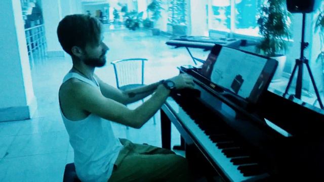 Маликов задумался смотреть онлайн