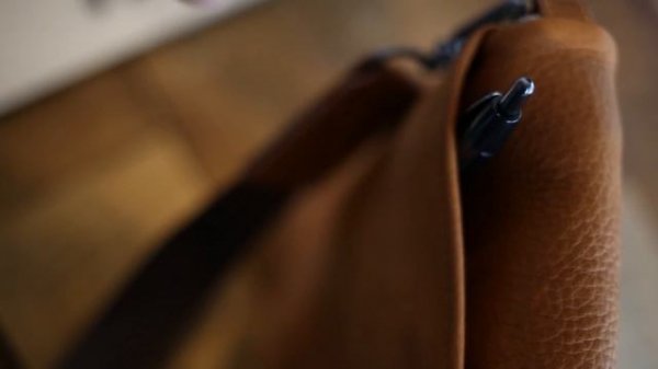 Craftwerk Espelette Collecion Hand-Crafted Leather & Felt Messenger Bags Kickstarter Video