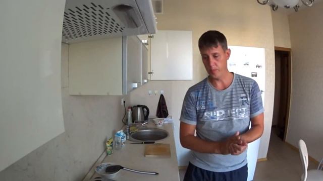 Приехал из отпуска, готовлю плов и жду Коляна с Мишаней смотреть онлайн