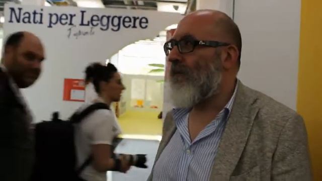 Sandrone Dazieri, sceneggiatore: il futuro dell'editoria смотреть онлайн
