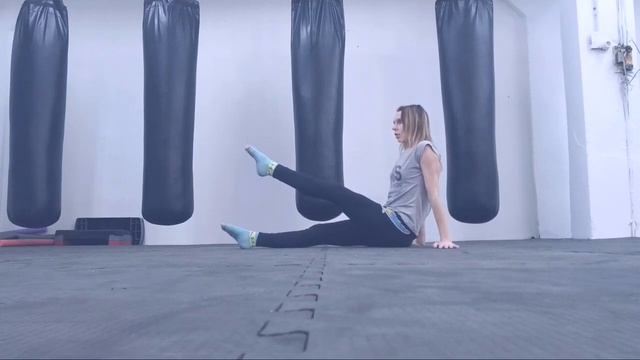 Sport Как сесть на шпагат / Упражнения для Гибкость / Стретчинг смотреть онлайн