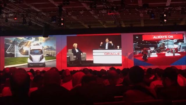 Oracle Open World 2018 - Day 1 смотреть онлайн