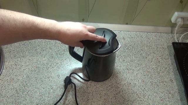 Чайник REDMOND RK-M125D. Распаковка и обзор. смотреть онлайн