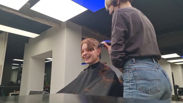 Побрилась НАЛЫСО! возвращение ГОЛОЙ головы и Ули Гир смотреть онлайн
