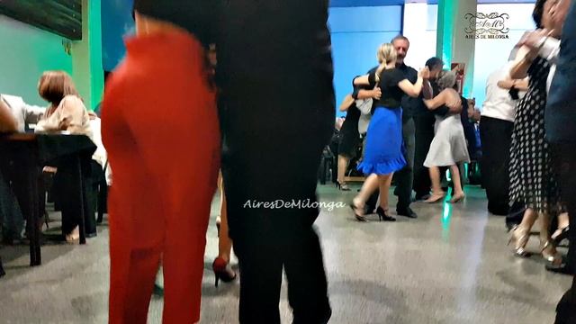 Como es el baile de tango argentino y social en milonga Si Tango, San Isidro, Buenos Aires смотреть онлайн