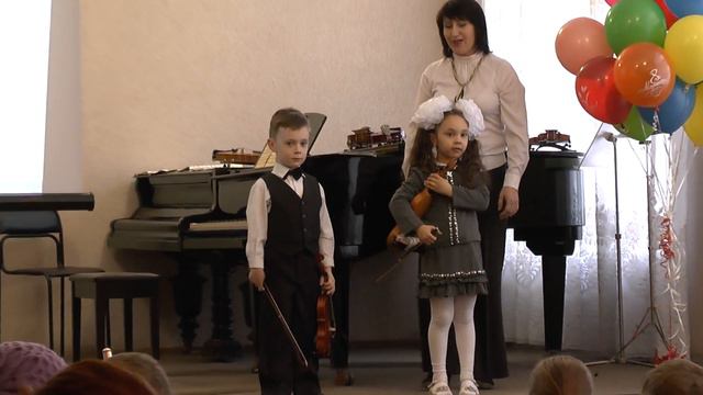 Ансамбль скрипачей Нижний Тагил Данил 8 марта смотреть онлайн