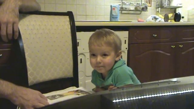 НИКИФОР читает КОШКИН ДОМ в 2,7 года смотреть онлайн