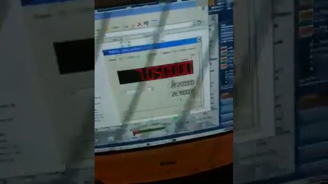 V15-USB to i2c chip and si570 смотреть онлайн