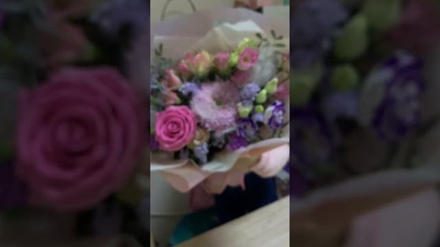 Букеты с душой? Делаю красивые букеты ?Zaraflowersperm #цветыпермь #букетыпермь смотреть онлайн