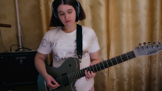 Muse - Plug In Baby [8 months of guitar practicing] смотреть онлайн