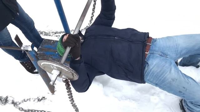 Сорвал спину на тренажёрах смотреть онлайн