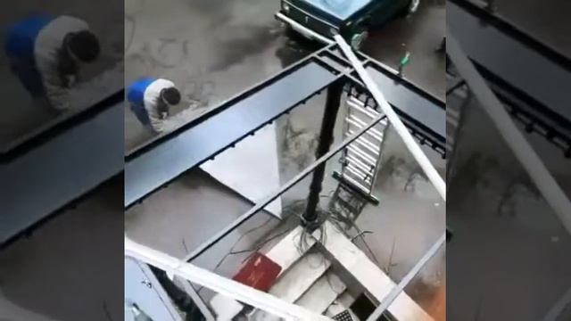 Кованый козырёк над входом КК-45 -ООО «Стальной декор» смотреть онлайн