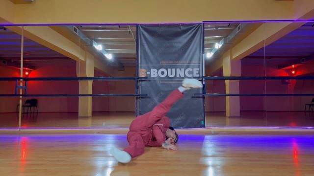 Брейк данс обучение: POWERMOVE / WINDMILL