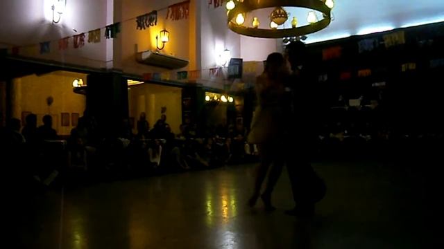 Natasha Lewinger y Pedro Farias en El Motivo Tango, 8/7/13 смотреть онлайн