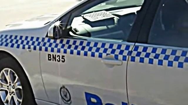 NSW POLICE FORD falcon XT INTERCEPTOR search смотреть онлайн