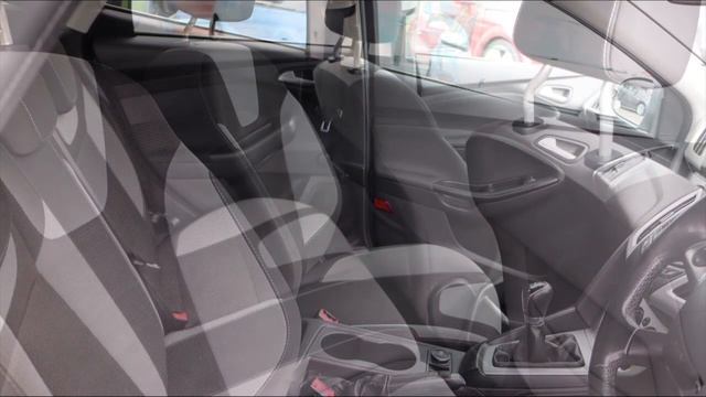 WN14WBV FORD FOCUS 1 0 ZETEC 5d 99 BHP смотреть онлайн