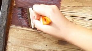 Красим дом морилкой?! Красим наружную стену морилкой цвета "красное дерево"