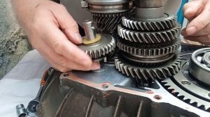 Geely MK разборка сборка коробки.avi