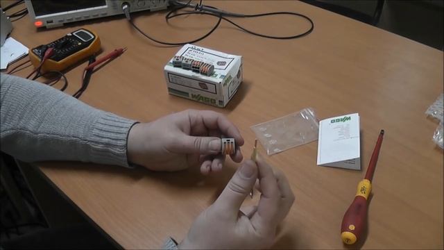 Клеммы строительные WAGO 221 серия и сравнение с 222 серией. Небольшой обзор. смотреть онлайн