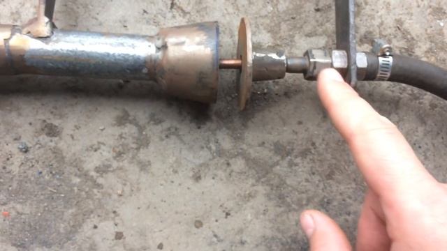 КРУТАЯ ГАЗОВАЯ ГОРЕЛКА.ИНЖЕКЦИОННАЯ ГОРЕЛКА СВОИМИ РУКАМИ.КОВАННЫЙ ТЮЛЬПАН. смотреть онлайн