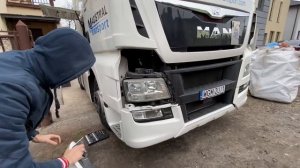 MAN TGX замена лампочек в передней фаре