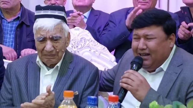 #Бобомурод Хамдамовни 83 ёшдалар табрик Умрзок Кувватовдан @RizaNovaUZ