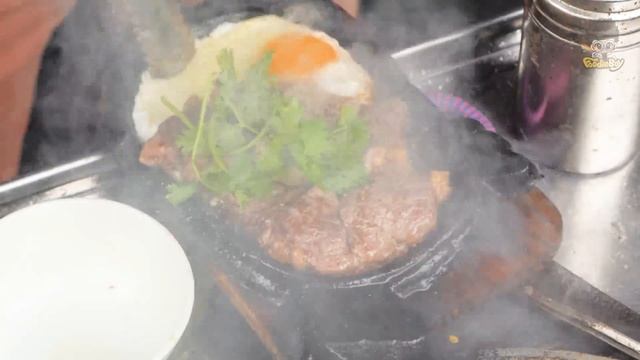 Perfect Recipes! How to Make Vietnamese Beef Steak 'Bít Tết' смотреть онлайн