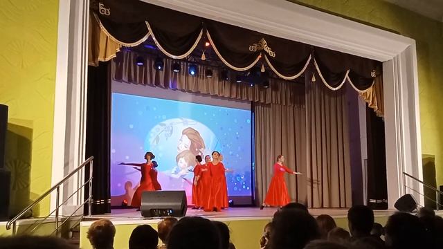 Танец Мама мамочка. Берегите своих мам. смотреть онлайн