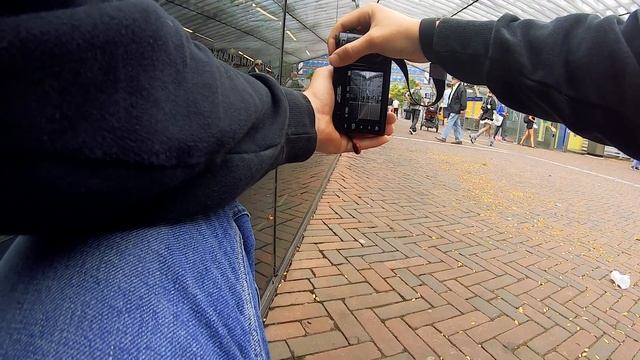 Street photography reflections with the Leica X (Typ 113) in Rotterdam Blaak. смотреть онлайн