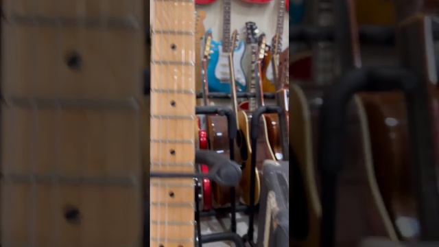 Fender USA Special + Amp Fender The Twin USA смотреть онлайн
