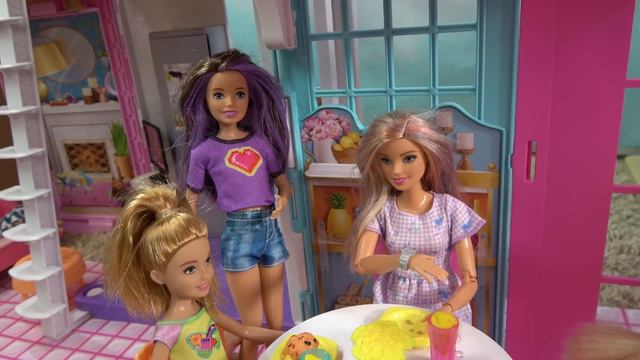 Barbie And Barbie Sisters Having Sleepover In New Barbie Dream House And Ken Taking Care Of Baby