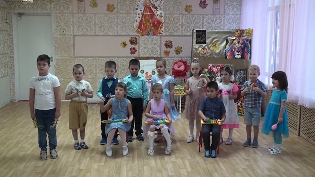 Поздравление мамам от веселого оркестра - ДОУ № 167 смотреть онлайн