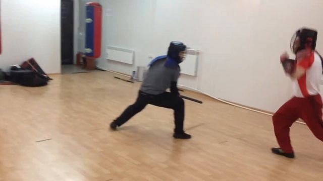 Учебные спарринги на палках - 08.11.2013 смотреть онлайн