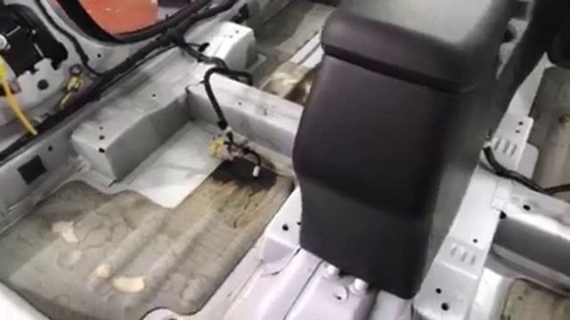 Разберем салон Hyundai Creta и посмотрим, насколько там качественно выполнена шумоизоляция смотреть онлайн