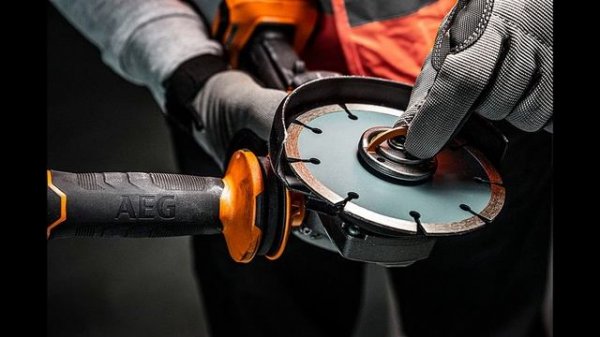 Migliore SMERIGLIATRICE a Batteria | Top 5 (2023)