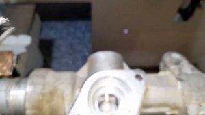 Замена игольчатого подшипника в корпусе рулевой рейки.