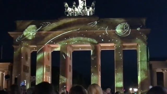 Фестиваль света в Берлине Тотальный ФЭЙЛ Хотели фотку со знаменитостью смотреть онлайн