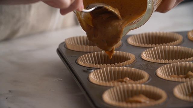 Lemon Poppyseed Chickpea Muffins смотреть онлайн