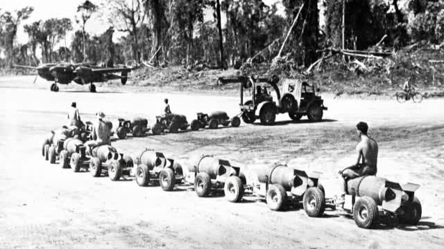 Для тех кому нравятся авиабомбы. Фотоподборка по теме авиабомб.