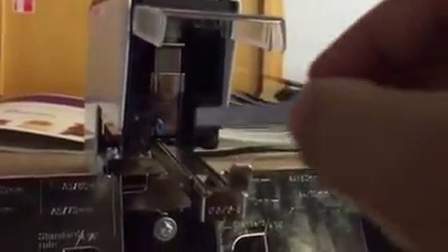 How to change staples in Rapid 106 Electric Stapler смотреть онлайн