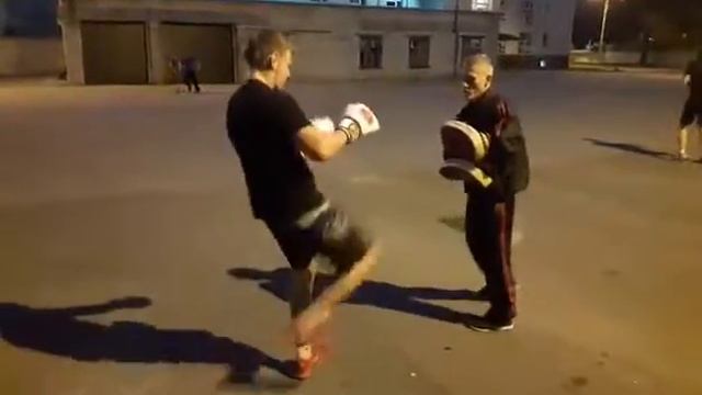 Тренировка на улице смотреть онлайн