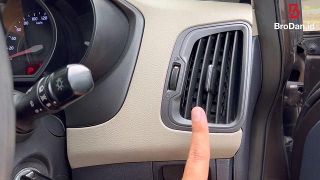 JADI SUKA HATCHBACK KOREA! KIA RIO UB 2011 AT PREFACELIFT MOBIL ENAK GA HARUS JAZZ, YARIS ATAU SWIF смотреть онлайн