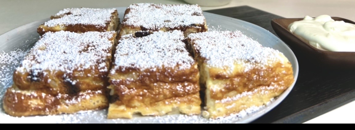 Нежная творожная запеканка с сухофруктами и шоколадом!