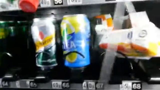 как достать из автомата снеки смотреть онлайн