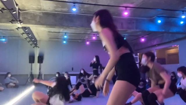 Pussycat Dolls - React Tutorial Choreography by RedLic Han смотреть онлайн