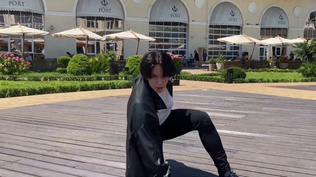 [ONE TAKE | DANCE IN PUBLIC] ATEEZ WOOYOUNG (우영) -BAD | STUDIO CHOOM | Dance Cover By Hanji