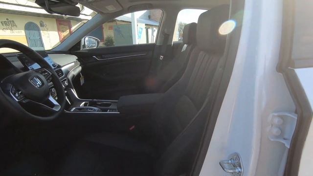 2021 Honda Accord Touring 2.0T Quick Walk Around And Interior Tour смотреть онлайн