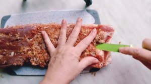 Подчеревок запеченный в духовке в фольге.